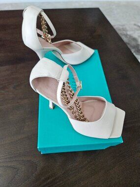 Ilio Smeraldo Italy Cher Chain Heel Sandals in CREAM 3000 Size 37